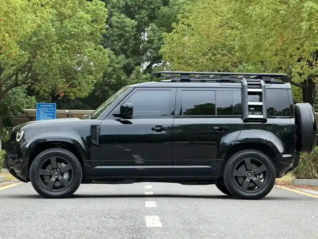 Land Rover Defender — фото 9