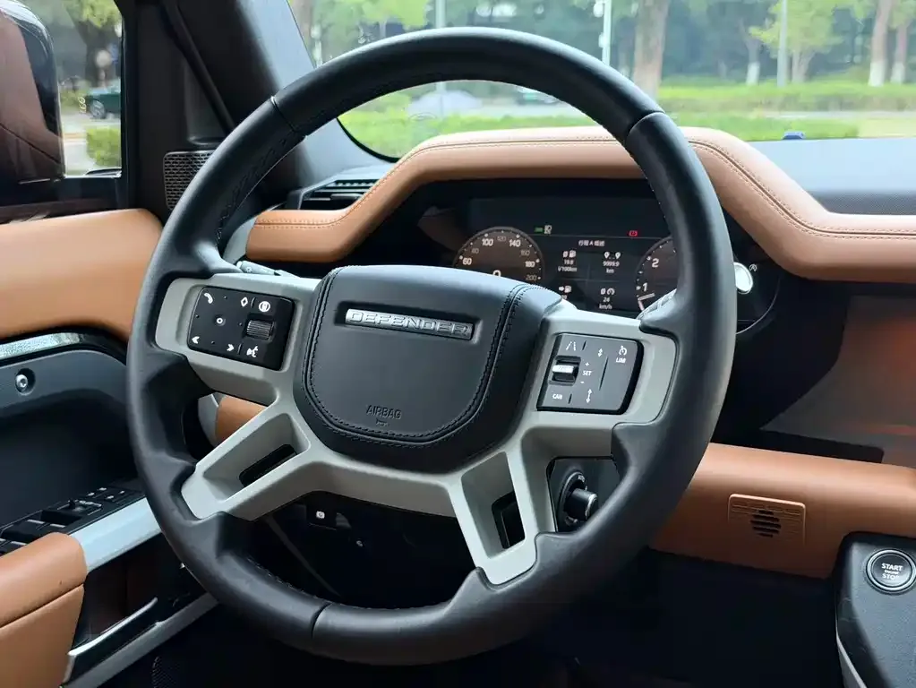 Land Rover Defender — фото 10