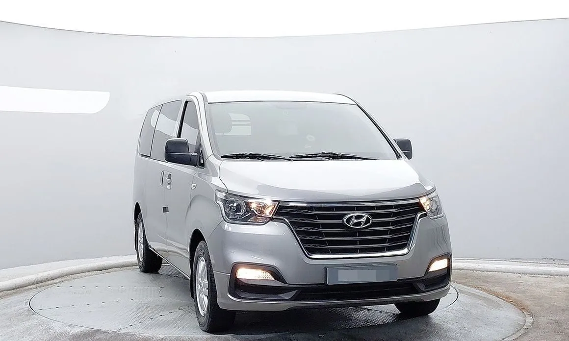 Hyundai Starex — фото 2