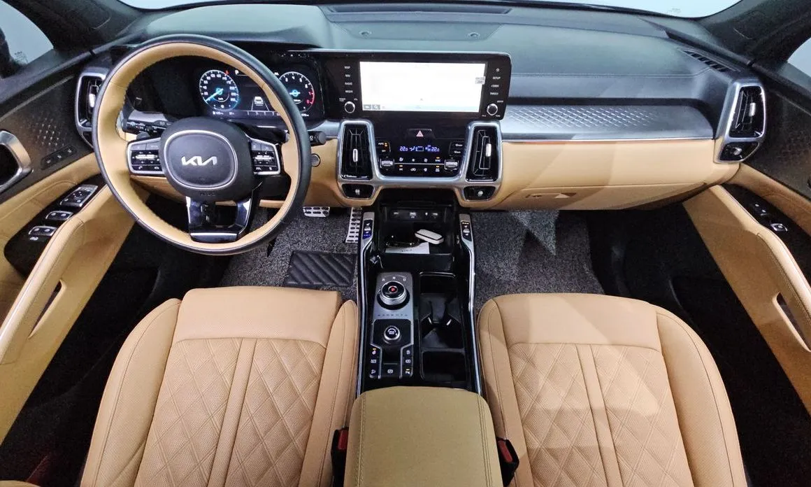 Kia Sorento — фото 7