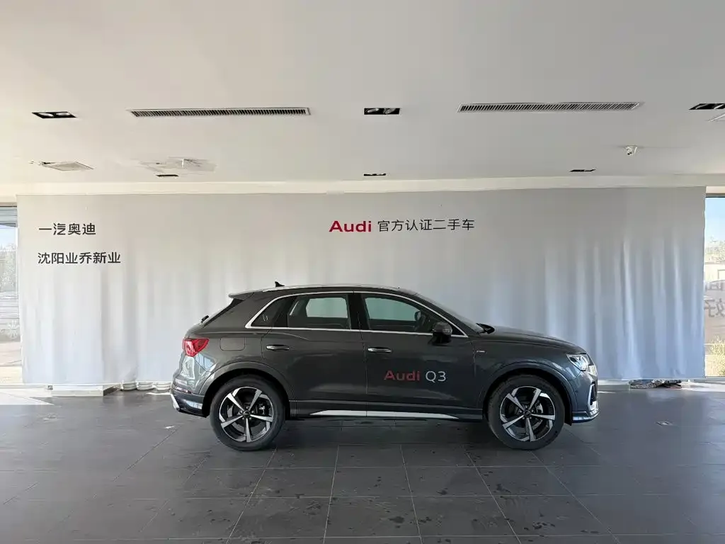 Audi Q3 — фото 5