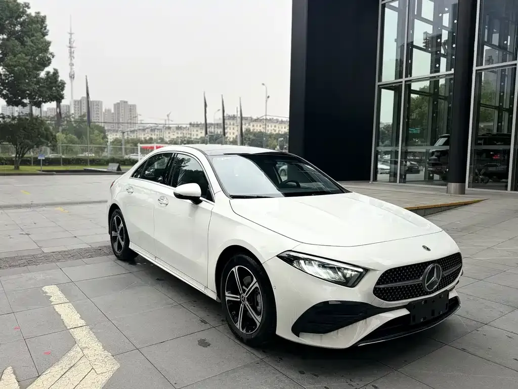 Mercedes-Benz A-Class — фото 2