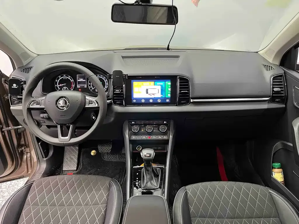 Skoda Karoq — фото 6