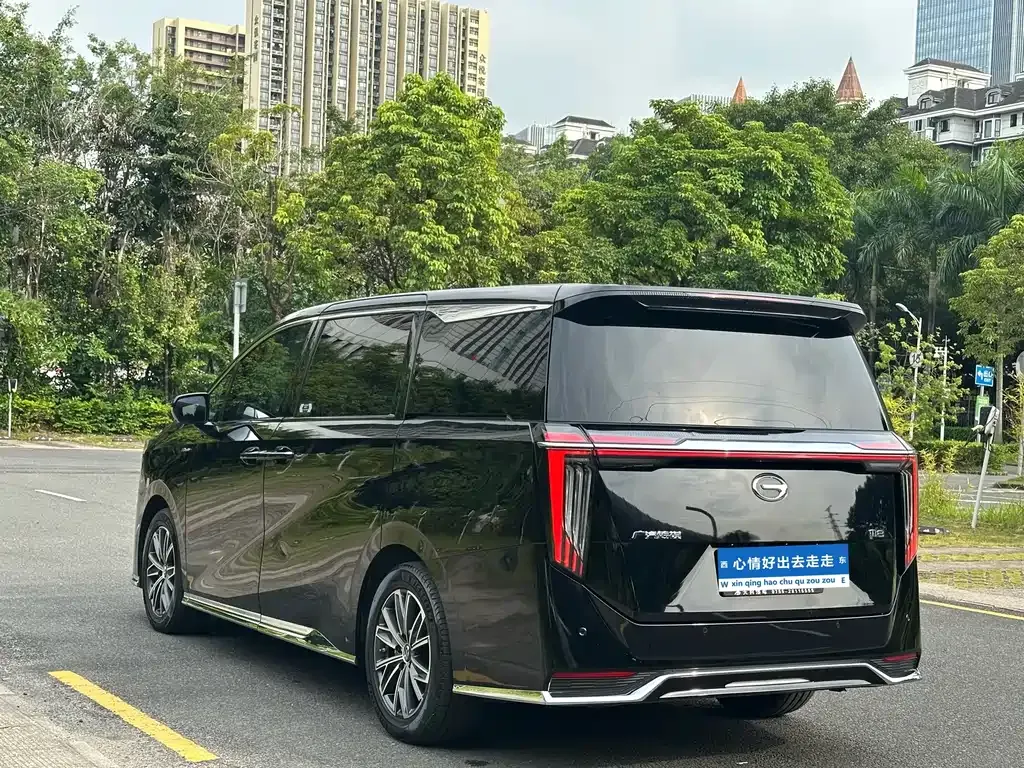 GAC Motor Trumpchi M8 — фото 9