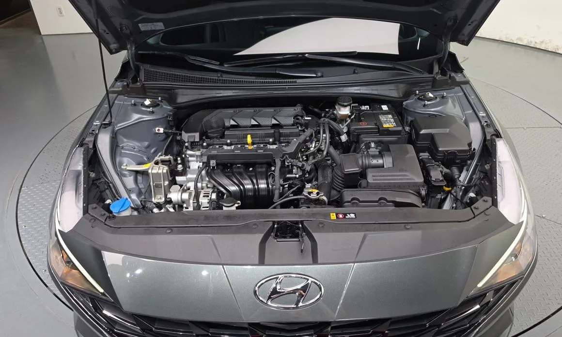 Hyundai AVANTE — фото 4