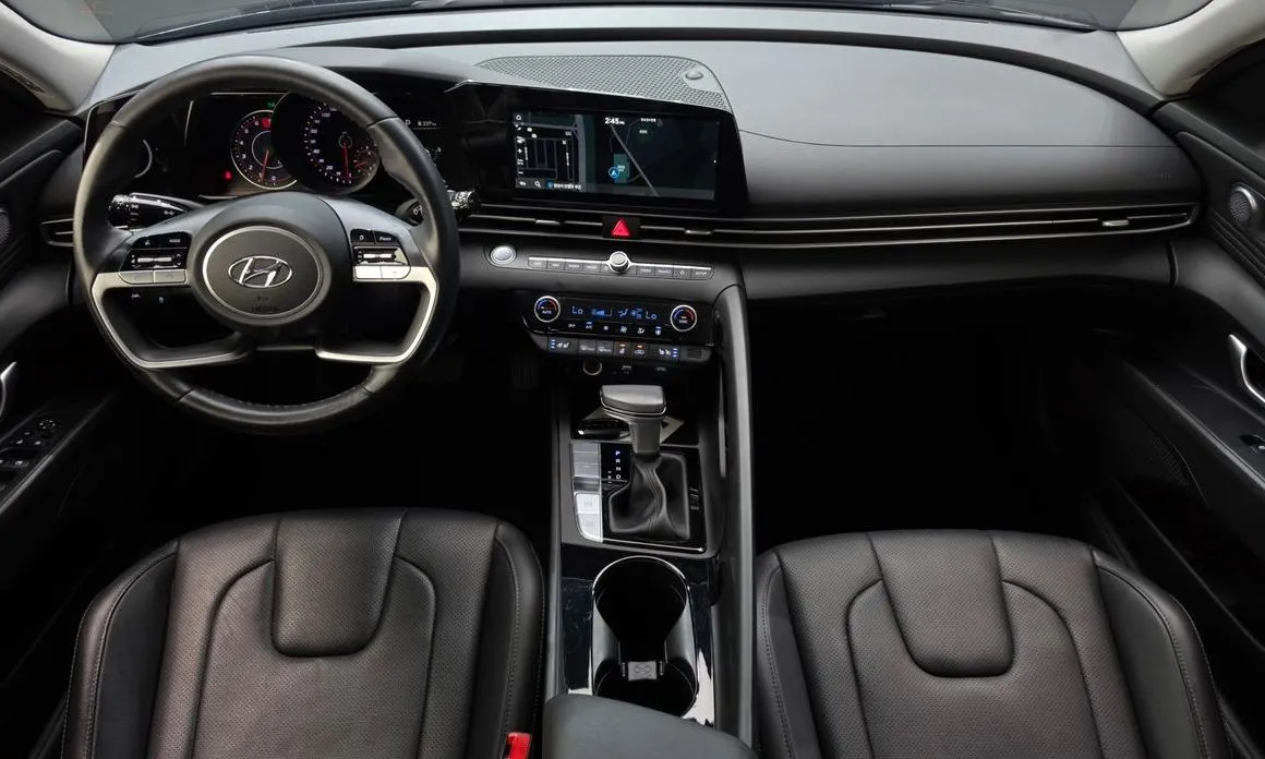 Hyundai AVANTE — фото 6