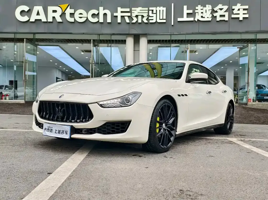 Maserati Ghibli — фото 1