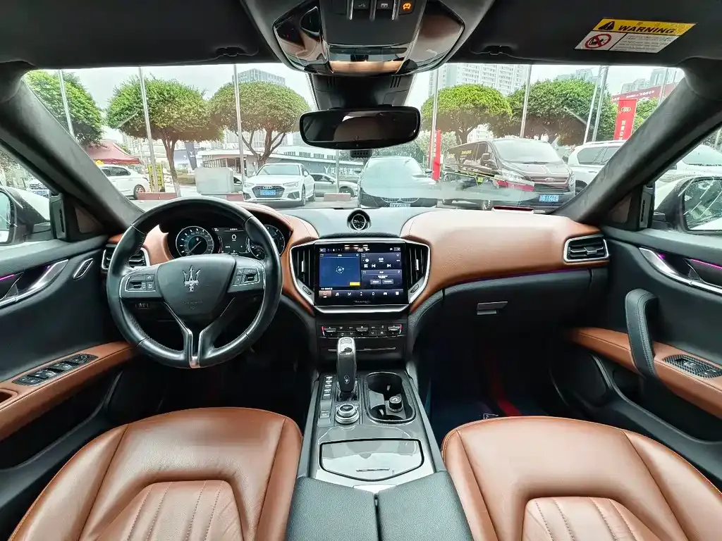 Maserati Ghibli — фото 6