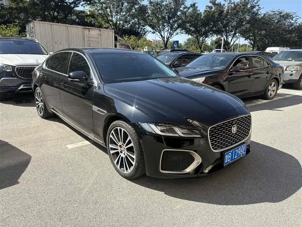 Jaguar XFL — фото 10