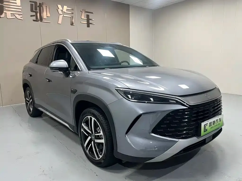 BYD L DM-i — фото 7