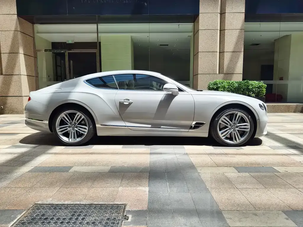 Bentley Continental — фото 6