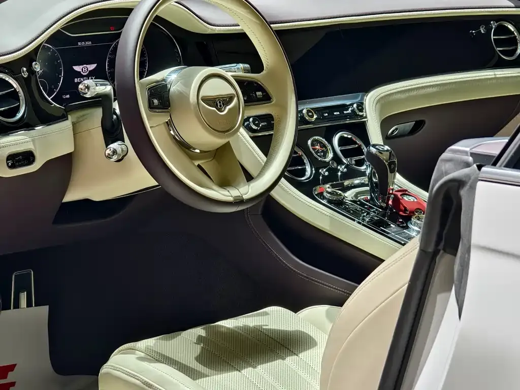 Bentley Continental — фото 8