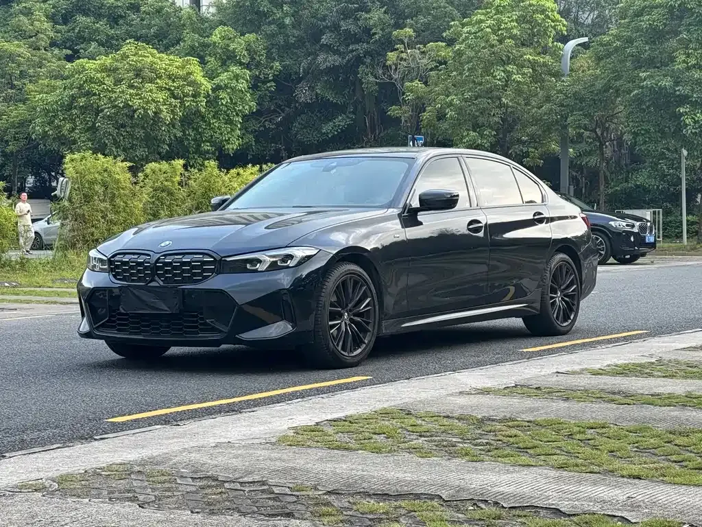 BMW 3 Series — фото 1