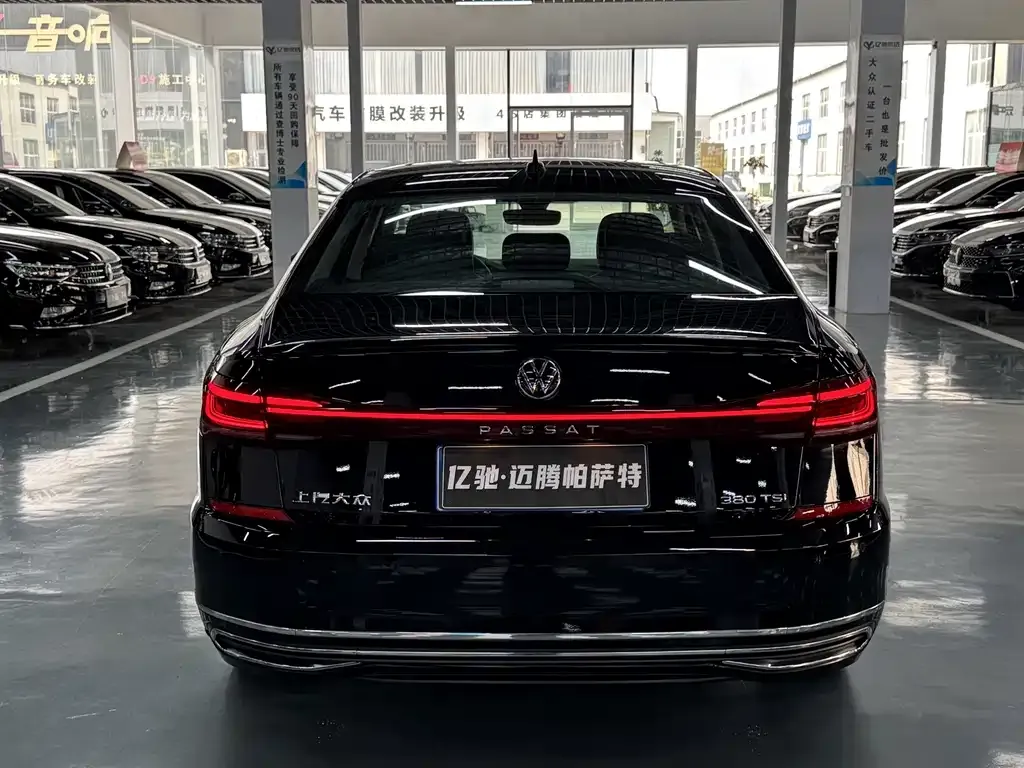 Volkswagen Passat — фото 5