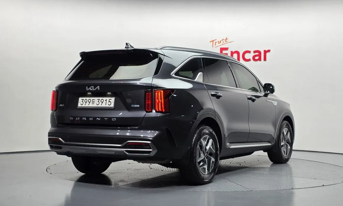 Kia Sorento — фото 5