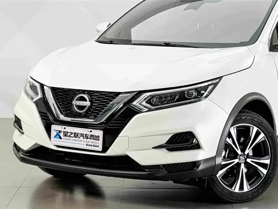 Nissan Qashqai — фото 8