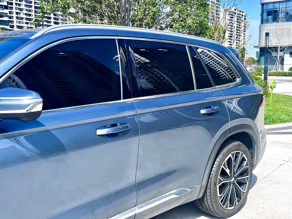 Geely Xingyue L — фото 10