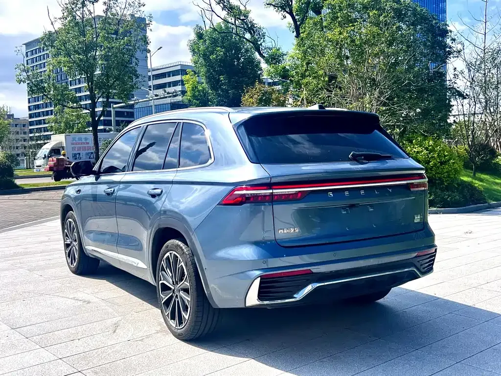 Geely Xingyue L — фото 4