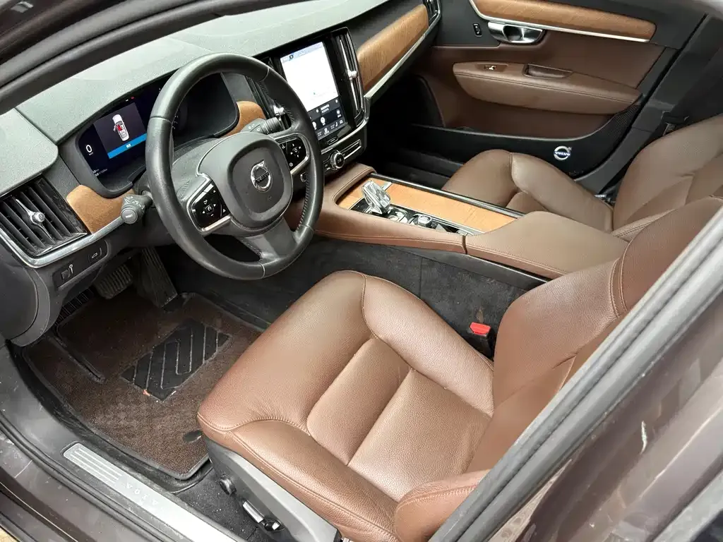 Volvo S90 — фото 10