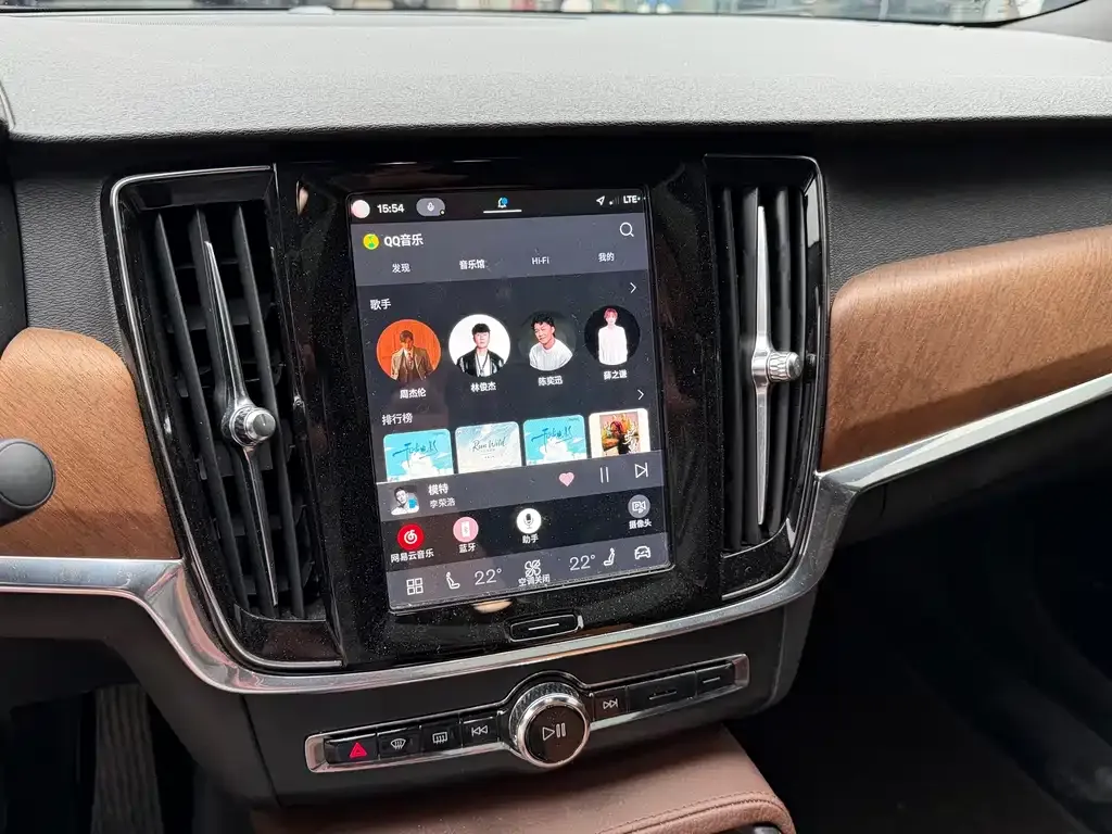 Volvo S90 — фото 3