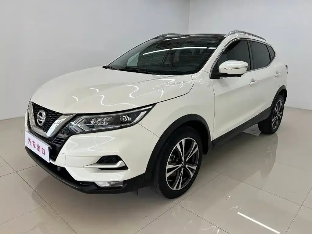 Nissan Qashqai — фото 1