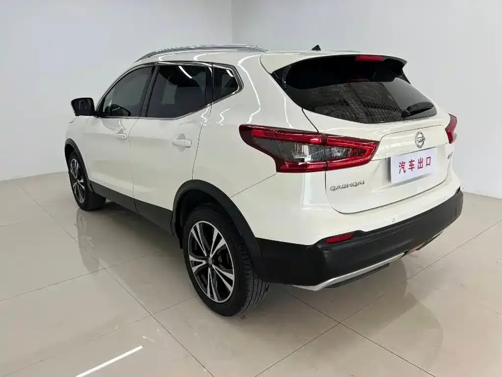 Nissan Qashqai — фото 5