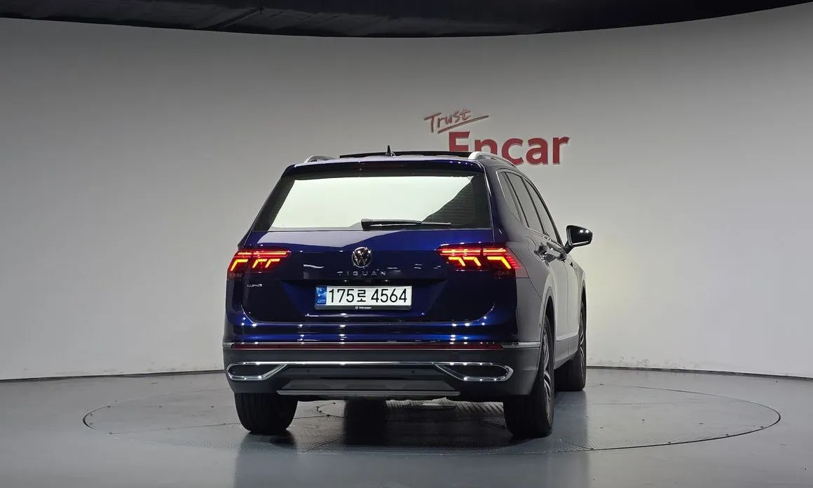 Volkswagen Tiguan — фото 5