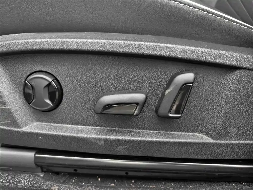 Volkswagen ID.3 — фото 7