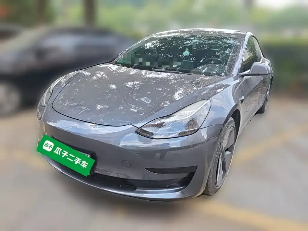 Tesla Model 3 — фото 10