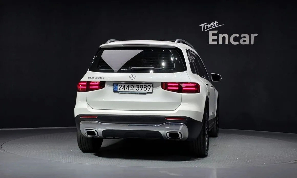 Mercedes-Benz GLB-Class — фото 4
