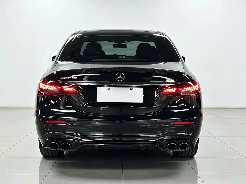 Mercedes-Benz E-Class AMG — фото 3