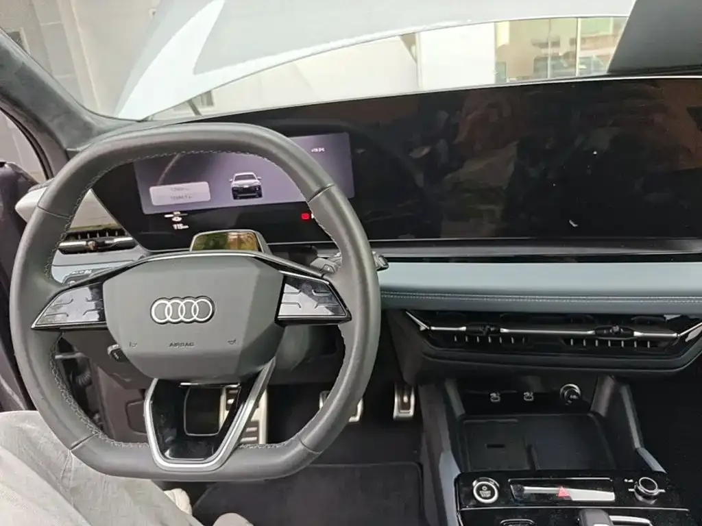 Audi Q6L e-tron — фото 9