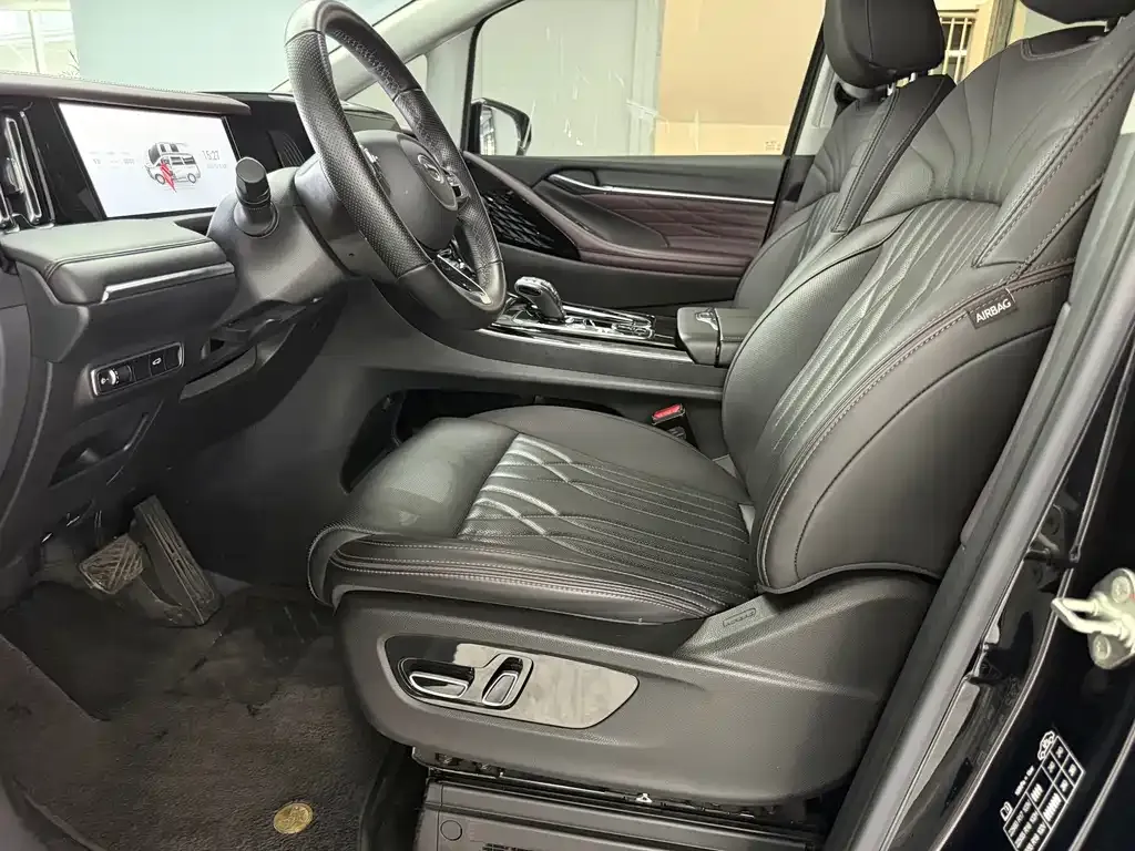 GAC Motor Trumpchi M8 — фото 6