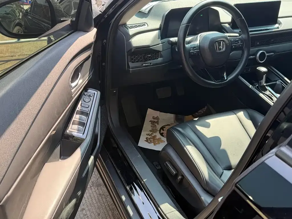 Honda Accord — фото 2