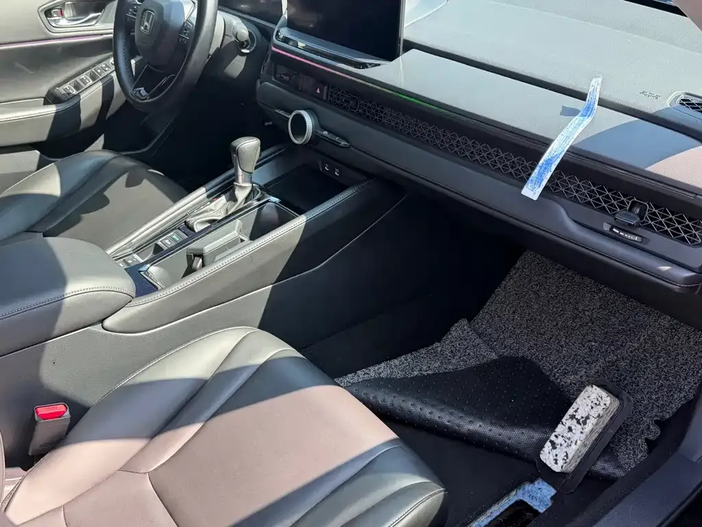 Honda Accord — фото 6