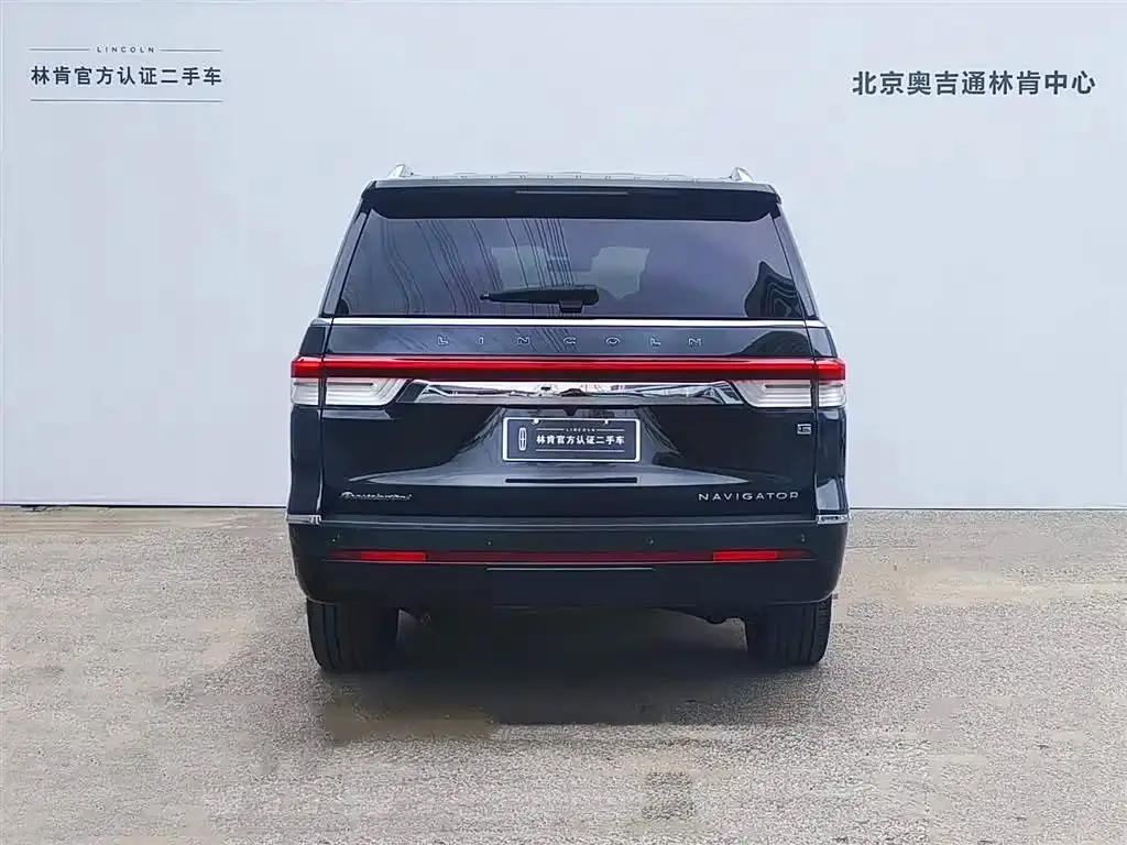 Lincoln Navigator — фото 10