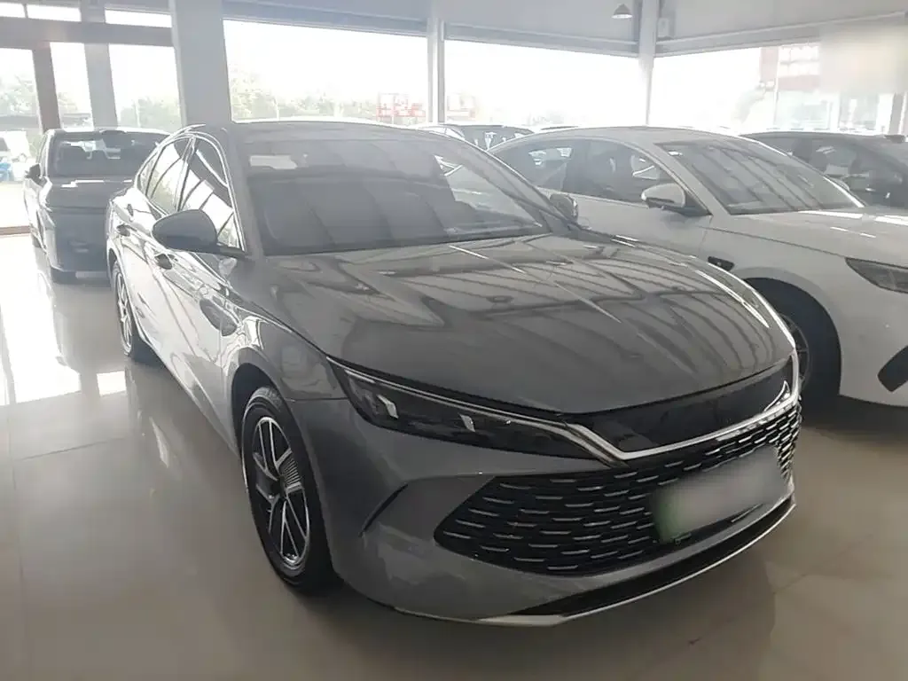 BYD Qin L — фото 7