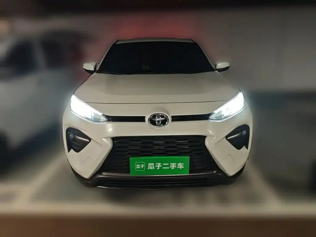 Toyota Wildlander — фото 4