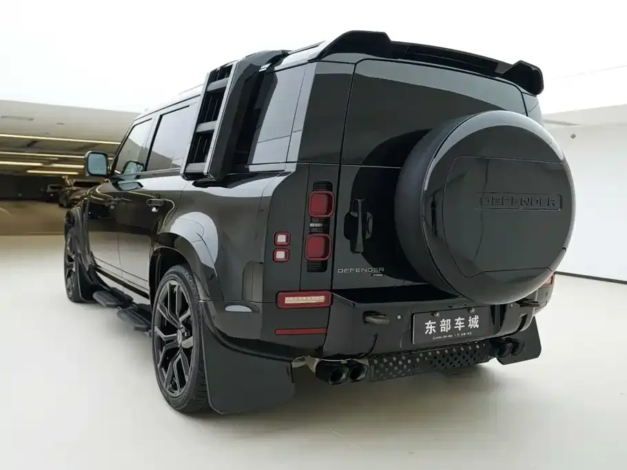 Land Rover Defender — фото 7
