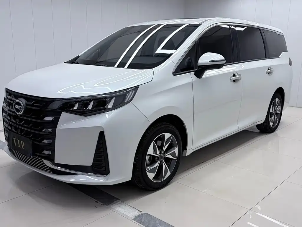 GAC Motor Trumpchi M6 — фото 1