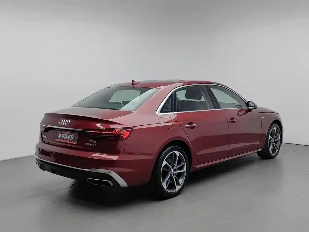 Audi A4L — фото 5