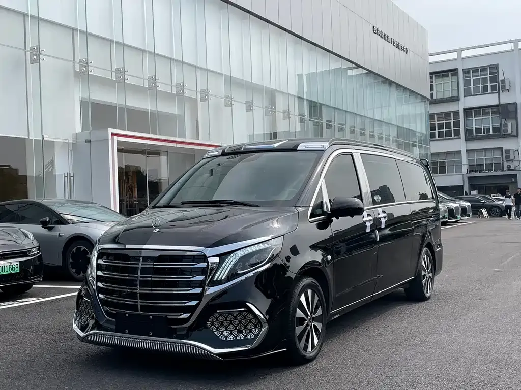 Mercedes-Benz Vito — фото 1