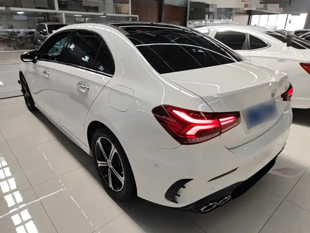 Mercedes-Benz A-Class — фото 6