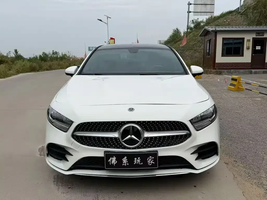 Mercedes-Benz A-Class — фото 1