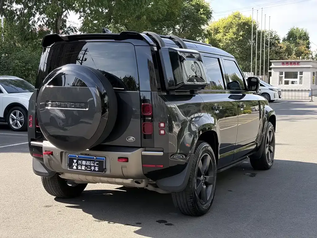 Land Rover Defender — фото 8