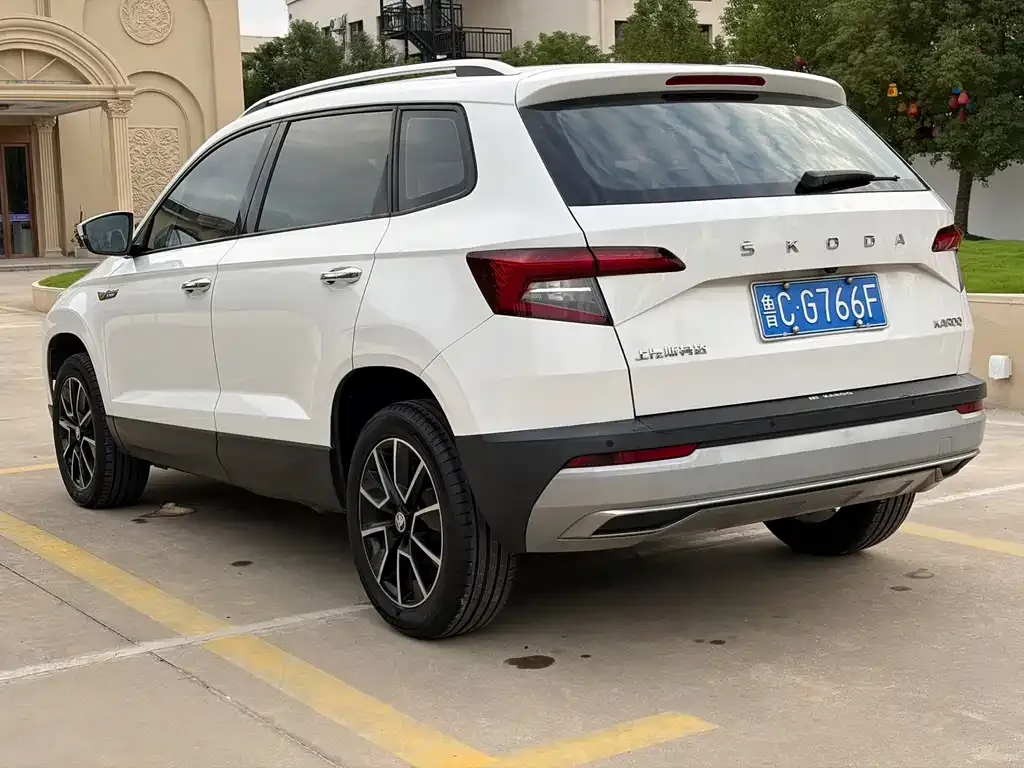 Skoda Karoq — фото 10