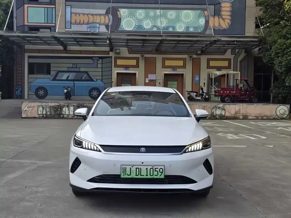 BYD Qin PLUS — фото 10