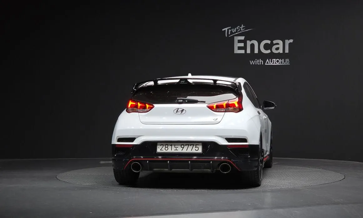 Hyundai Veloster — фото 2