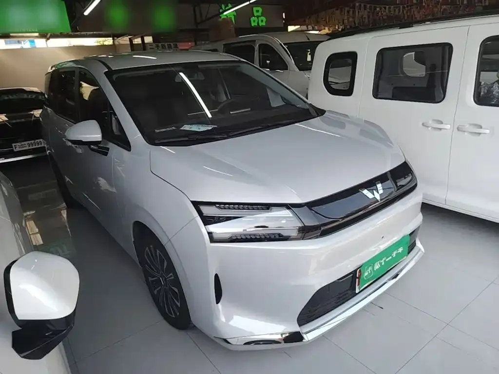 Wuling Xingguang 730 New Energy — фото 9