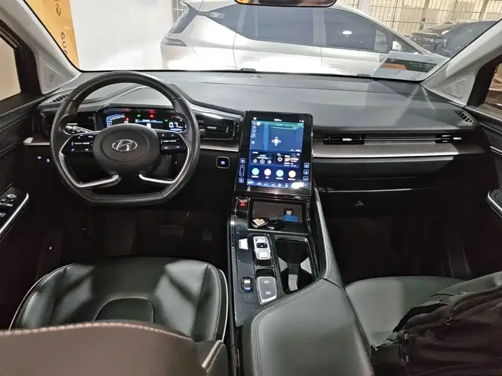 Hyundai Custo — фото 8